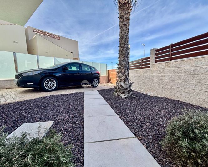 Image No.15-3 Bed Villa for sale