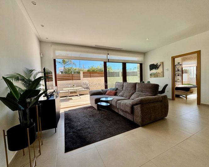 Image No.5-3 Bed Villa for sale