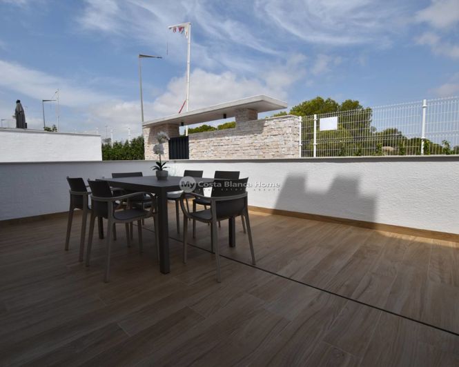 Image No.29-2 Bed Apartment for sale