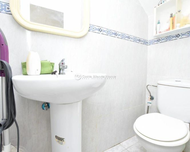 Image No.10-2 Bed Townhouse for sale