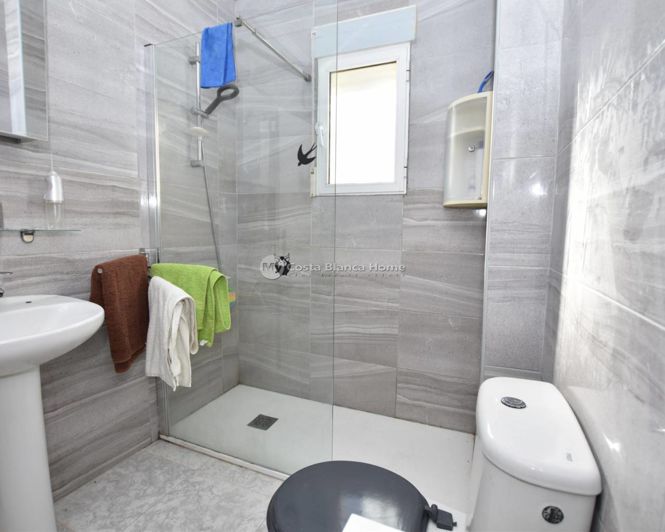 Image No.13-2 Bed Townhouse for sale