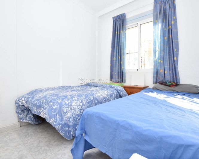 Image No.14-2 Bed Townhouse for sale