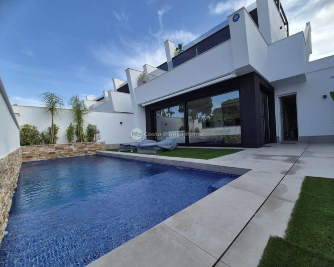 Image No.1-3 Bed Villa for sale