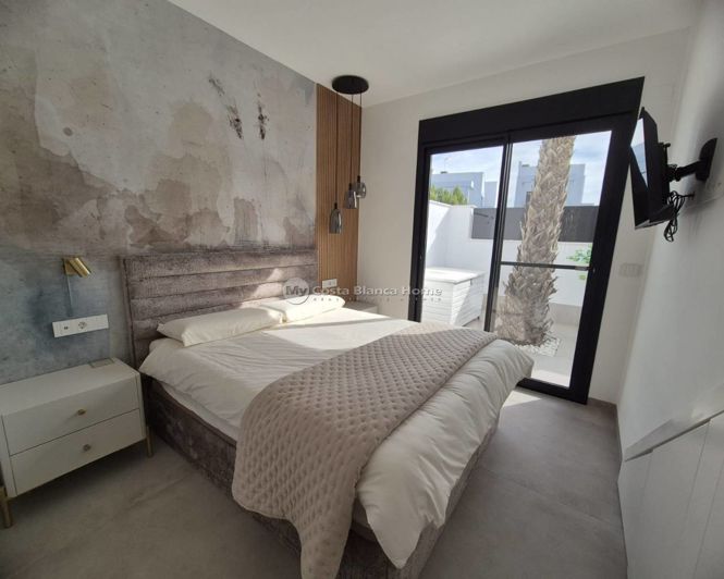 Image No.17-3 Bed Villa for sale