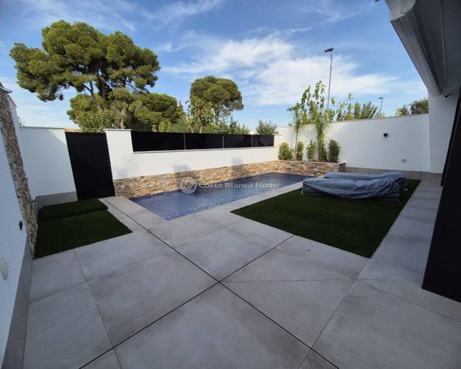 Image No.24-3 Bed Villa for sale