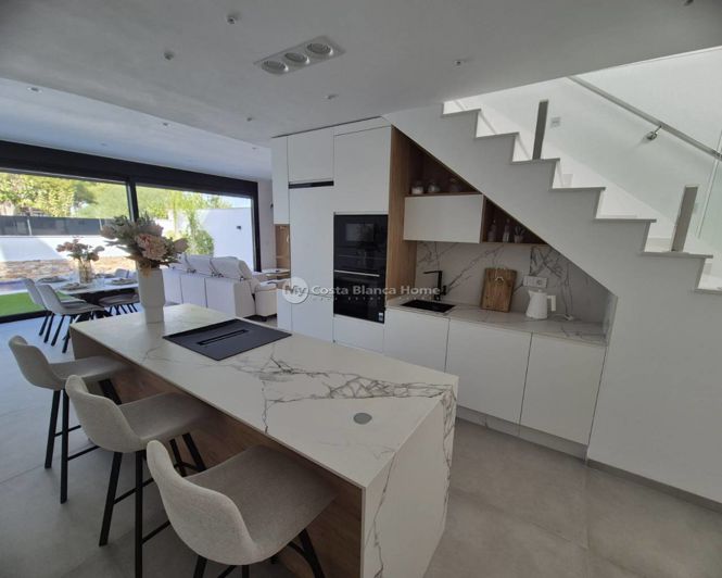 Image No.8-3 Bed Villa for sale