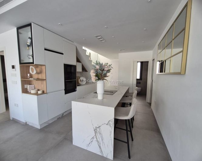 Image No.9-3 Bed Villa for sale