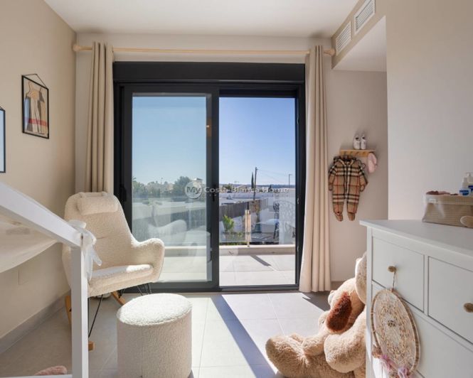 Image No.17-3 Bed Villa for sale