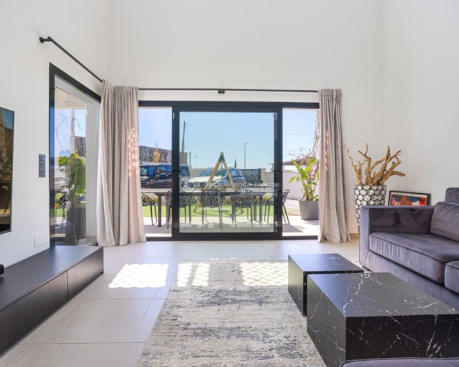 Image No.5-3 Bed Villa for sale