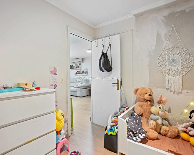 Image No.14-2 Bed Townhouse for sale