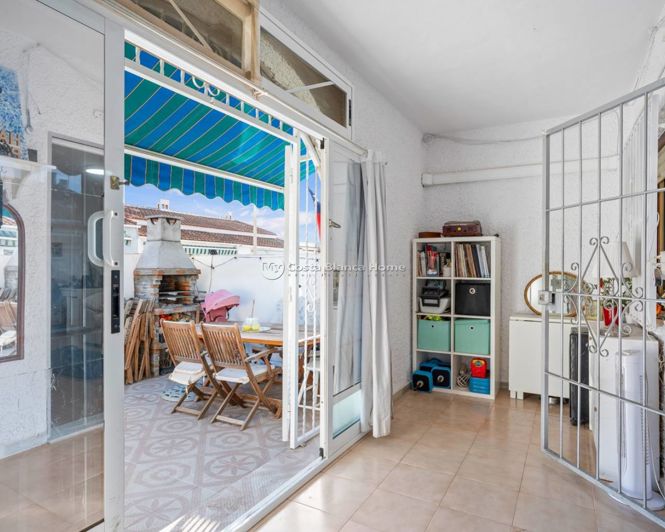 Image No.16-2 Bed Townhouse for sale