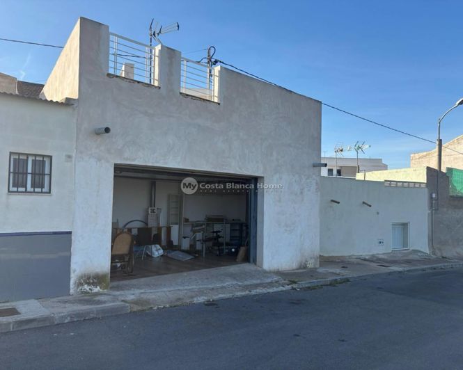 Image No.24-5 Bed Townhouse for sale