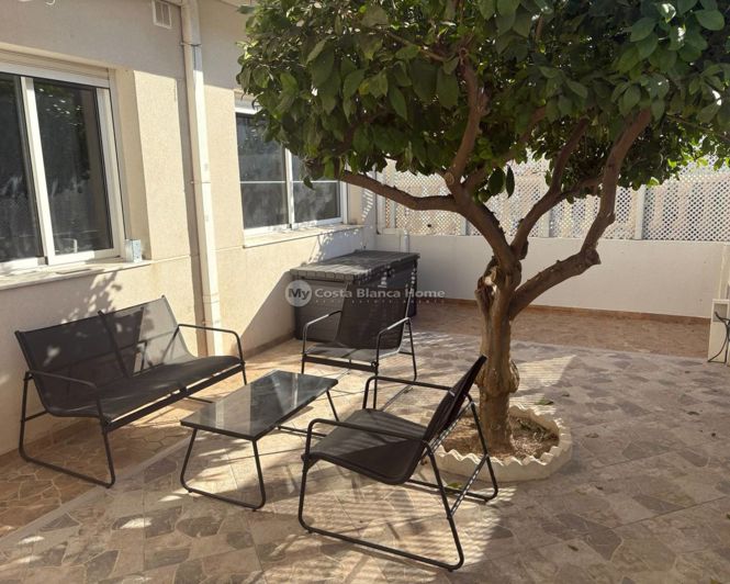 Image No.27-5 Bed Townhouse for sale