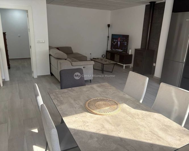 Image No.3-5 Bed Townhouse for sale