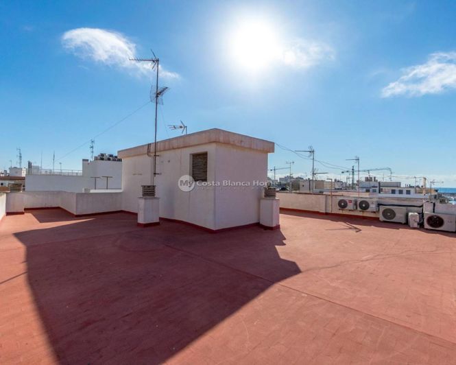 Image No.21-3 Bed Apartment for sale