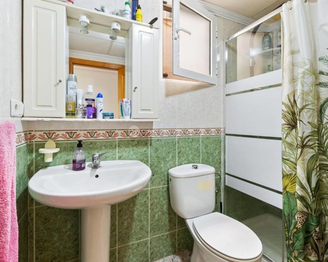 Image No.12-2 Bed Apartment for sale