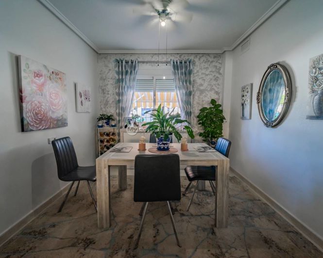 Image No.11-3 Bed Townhouse for sale