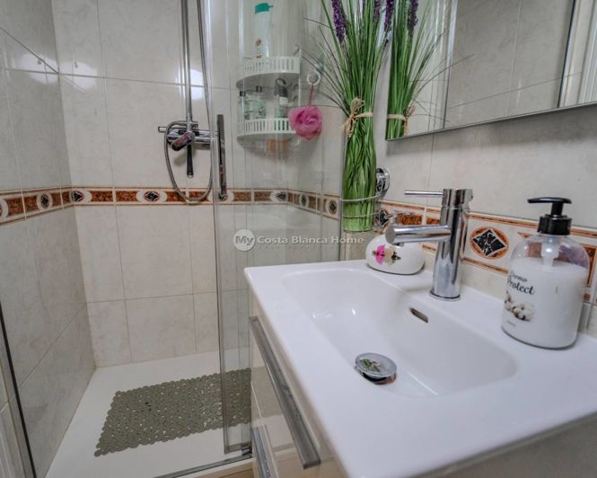 Image No.42-3 Bed Townhouse for sale