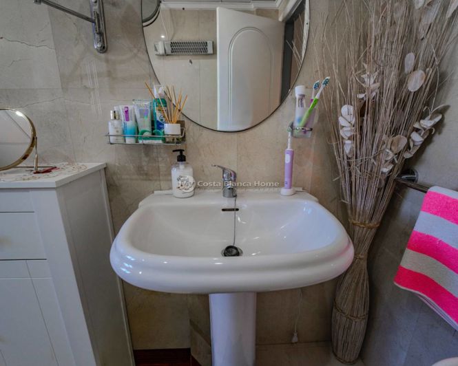 Image No.45-3 Bed Townhouse for sale