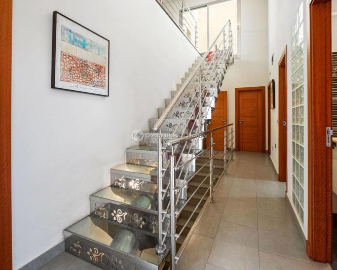 Image No.20-4 Bed Villa for sale