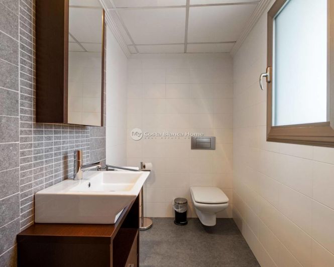 Image No.23-4 Bed Villa for sale