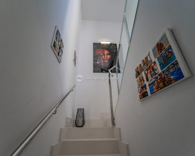 Image No.20-3 Bed Villa for sale