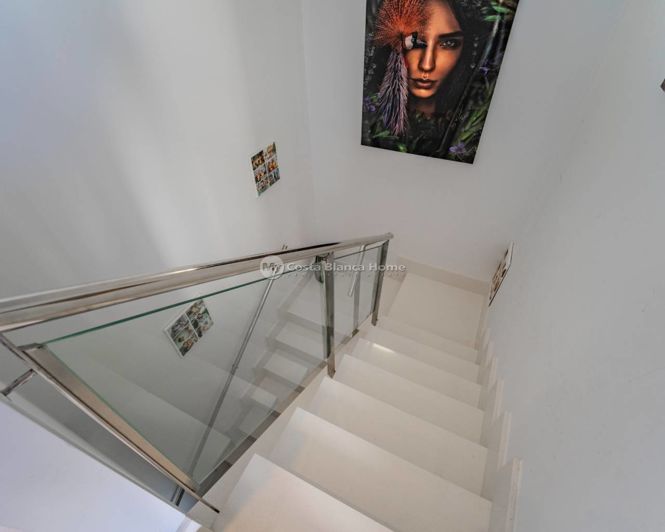 Image No.21-3 Bed Villa for sale