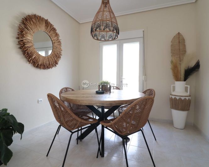 Image No.7-2 Bed Villa for sale