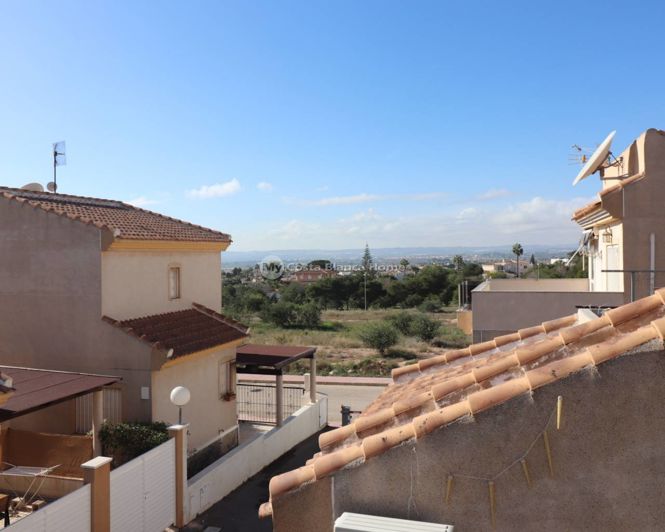 Image No.26-3 Bed Villa for sale