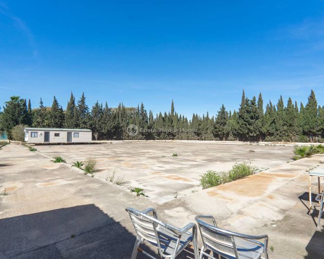 Image No.18-6 Bed Country House for sale