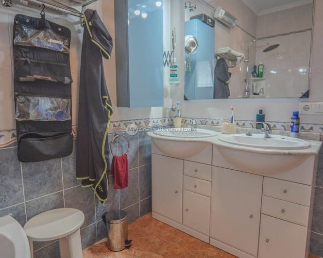 Image No.27-3 Bed Country House for sale