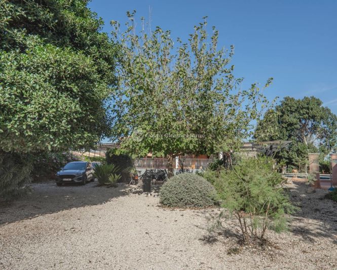 Image No.40-3 Bed Country House for sale