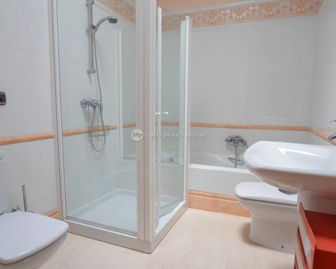 Image No.47-5 Bed Apartment for sale