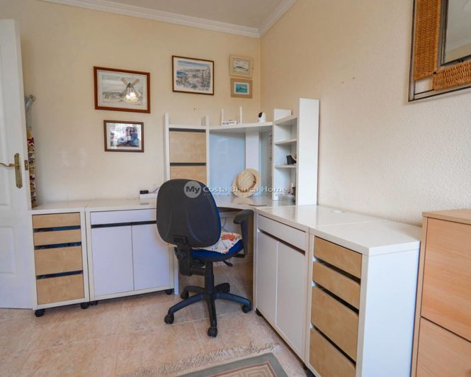 Image No.10-5 Bed Villa for sale