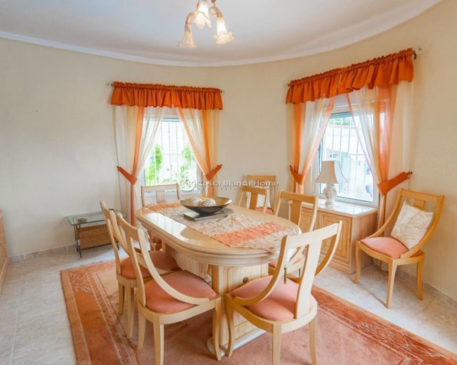 Image No.18-5 Bed Villa for sale