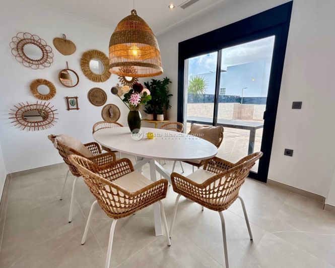 Image No.14-2 Bed Villa for sale