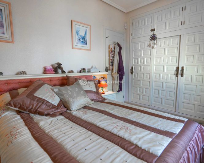 Image No.21-5 Bed Villa for sale