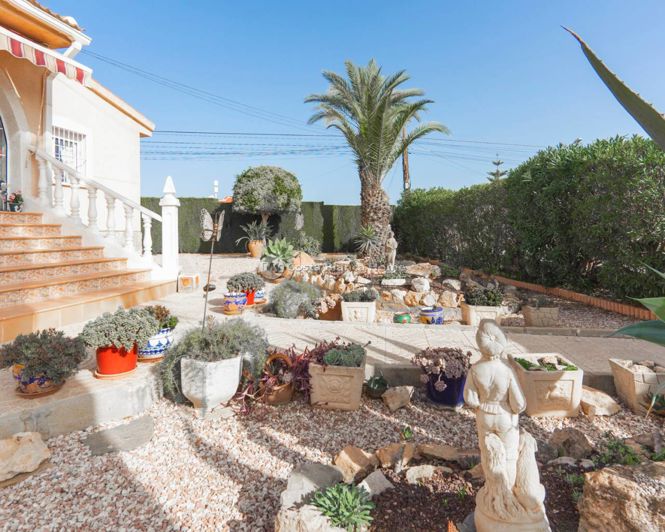 Image No.27-5 Bed Villa for sale