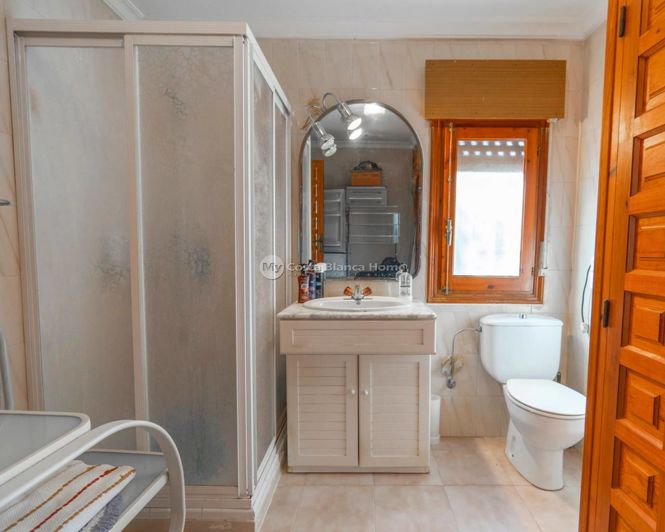 Image No.31-5 Bed Villa for sale