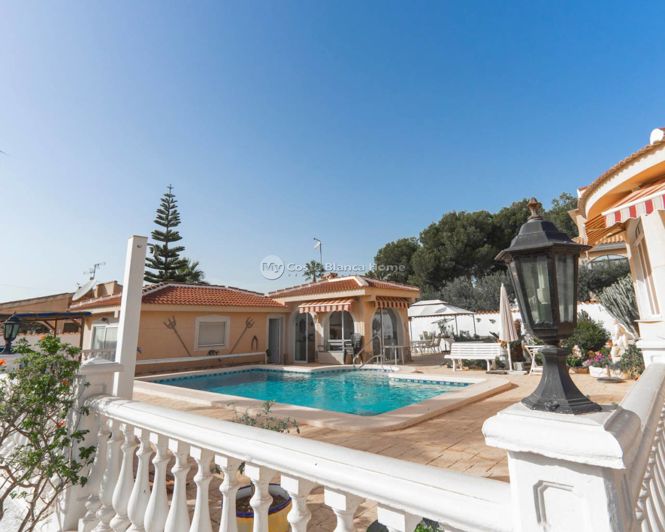 Image No.44-5 Bed Villa for sale