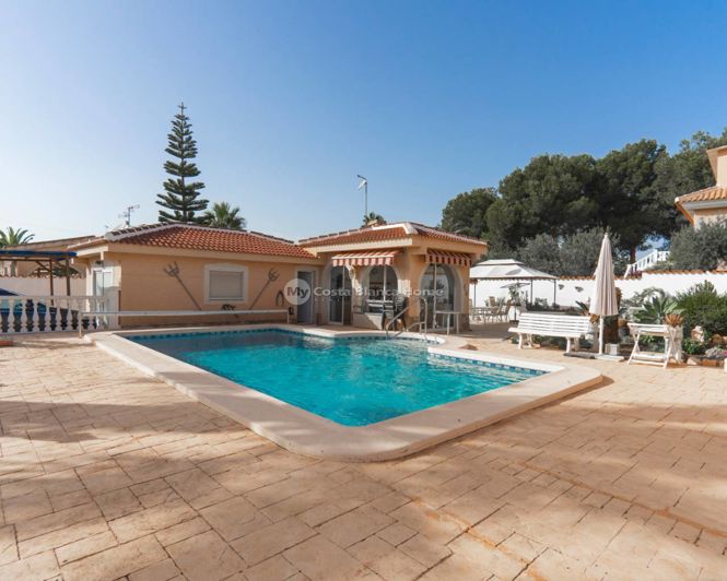 Image No.47-5 Bed Villa for sale