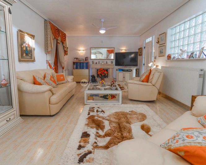 Image No.9-5 Bed Villa for sale