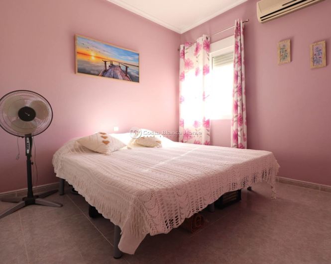 Image No.11-3 Bed Country House for sale