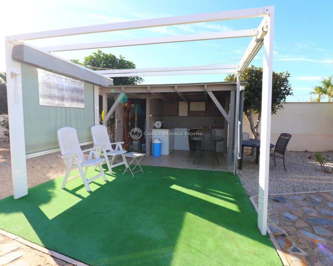 Image No.19-3 Bed Country House for sale