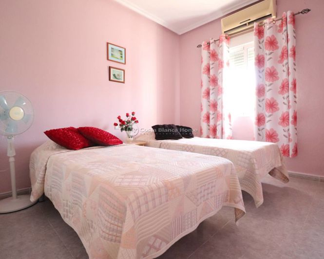 Image No.9-3 Bed Country House for sale