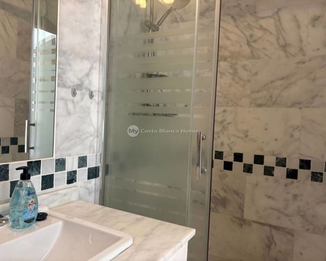 Image No.20-2 Bed Apartment for sale