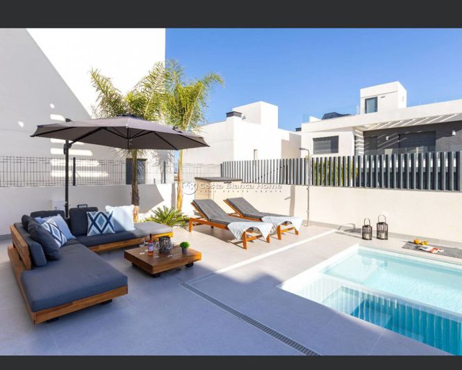 Image No.3-3 Bed Villa for sale