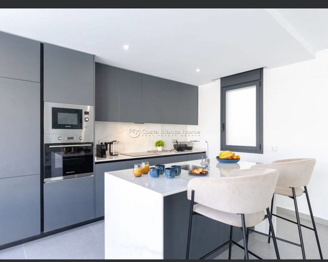 Image No.8-3 Bed Villa for sale