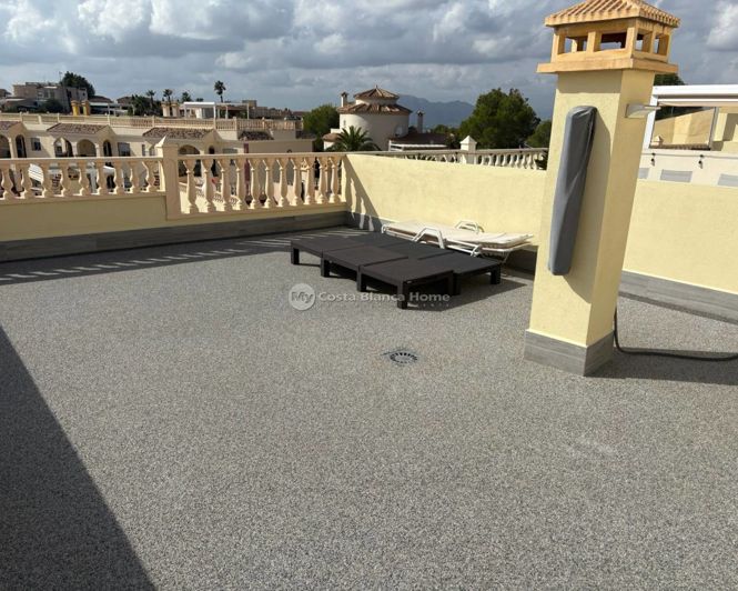 Image No.20-2 Bed Bungalow for sale