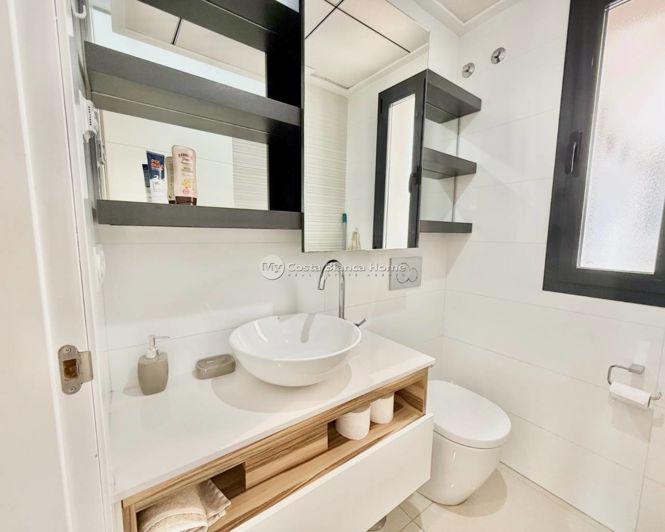 Image No.22-3 Bed Townhouse for sale